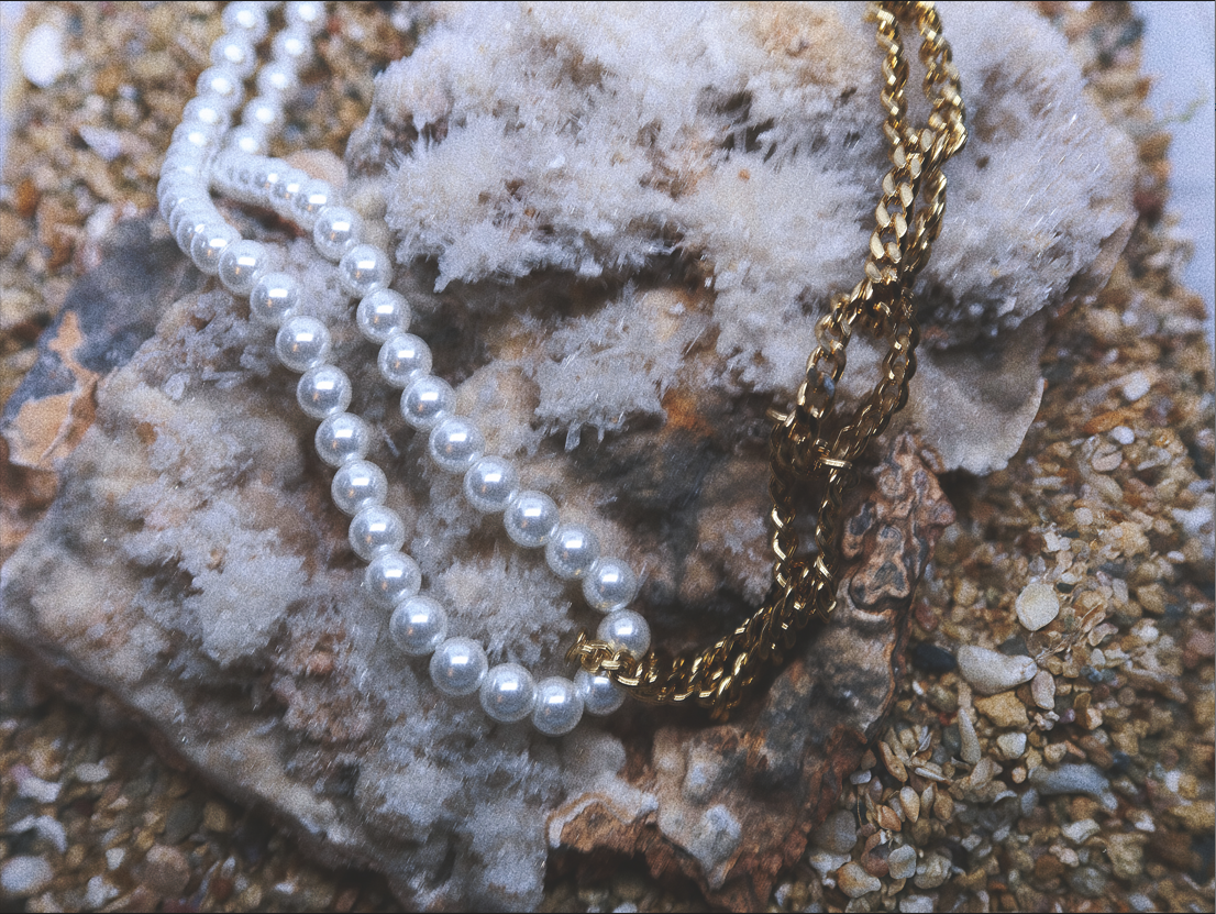 Pearl Clash Chain Necklace