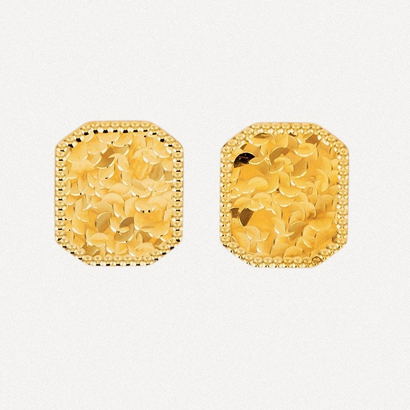 Golden Radiance Studs Earrings