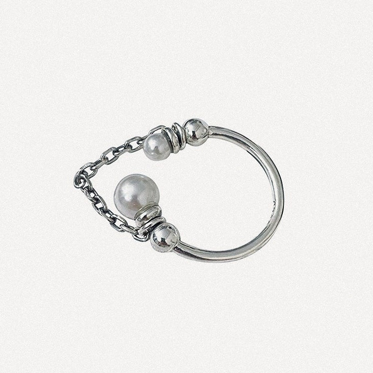 Pearl Chain Accent Ring