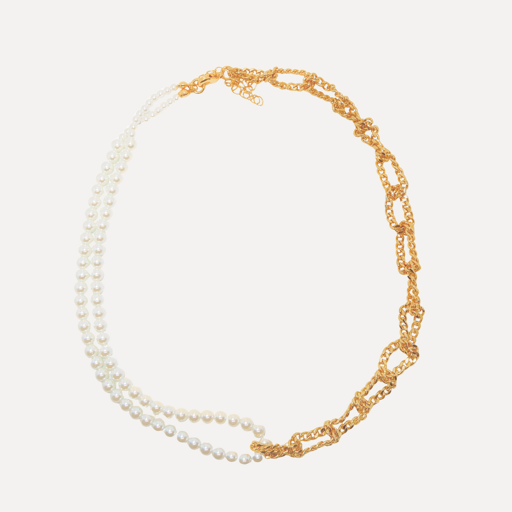 Pearl Clash Chain Necklace