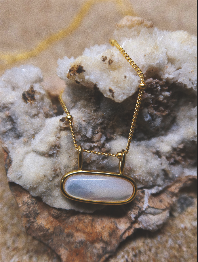 Seashell Glow Necklace